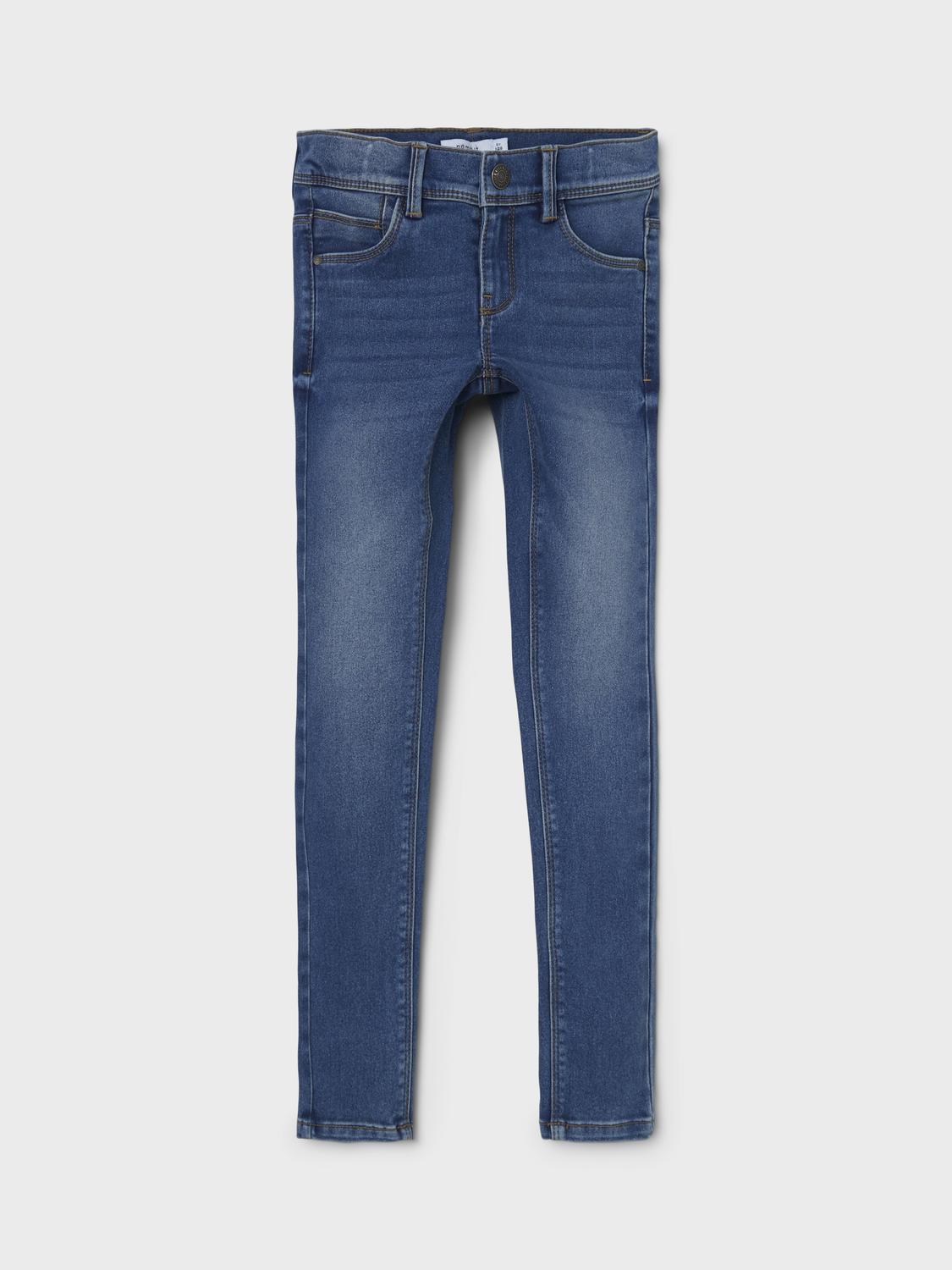 model_shot-front